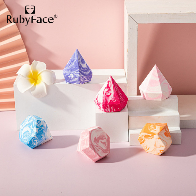 【預購】Rubyface鑽石美妝蛋顏色隨機(2入)