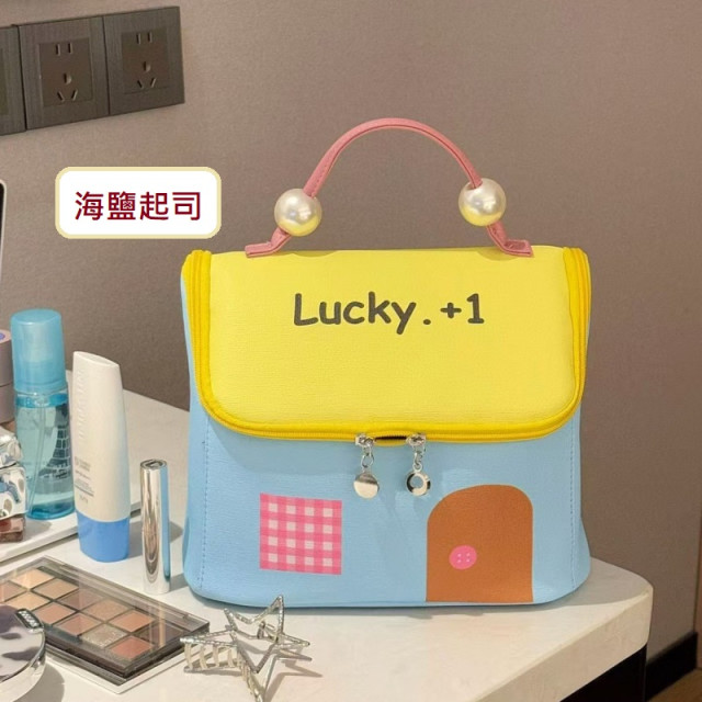 【預購】LT多巴胺房子造型化妝包