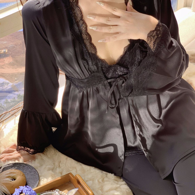 【預購】趙露思同款秋季三件式冰絲家居服(3色)