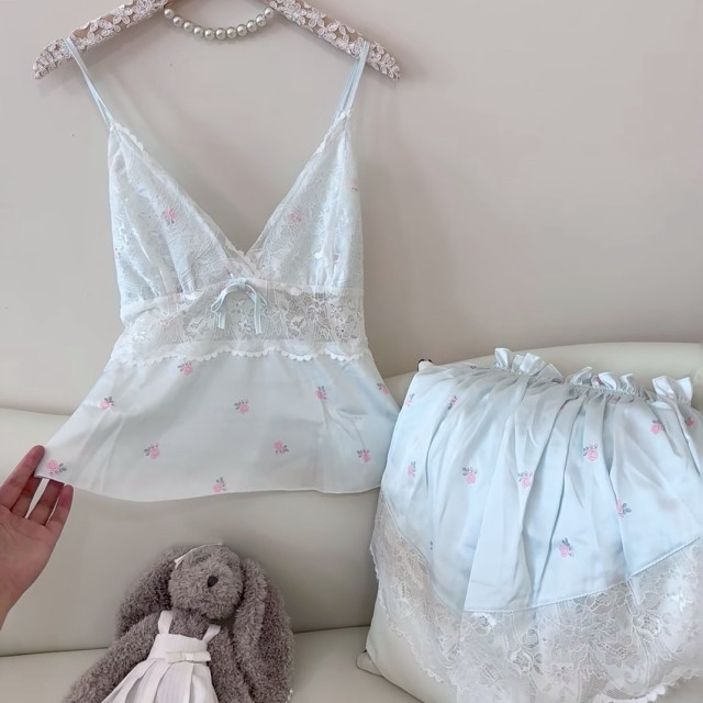 【預購】夏季少女純欲吊帶短褲家居服-藍玫瑰