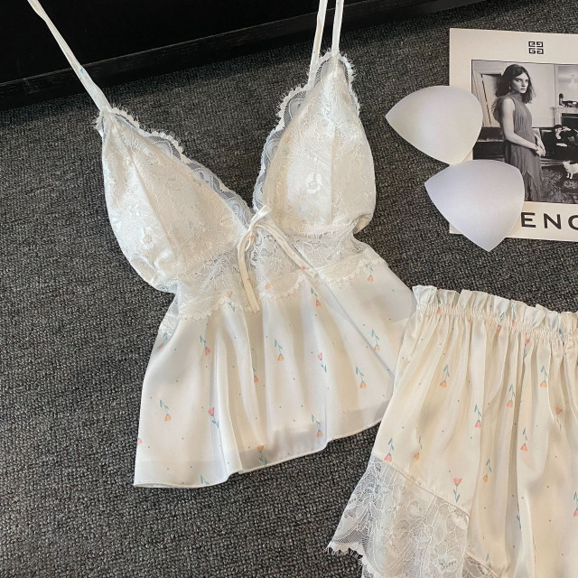 【預購】夏季少女纯欲吊带短裤家居服-膚色鬱金香