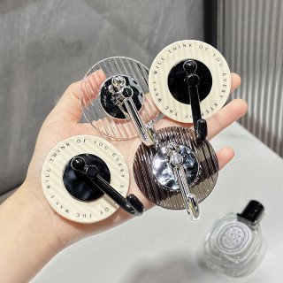 【預購】輕奢風無痕強力掛勾4入組