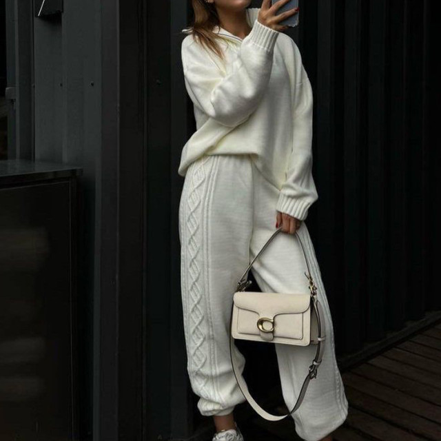 【預購】長袖翻領針織衛衣縮口長褲套裝(2色)