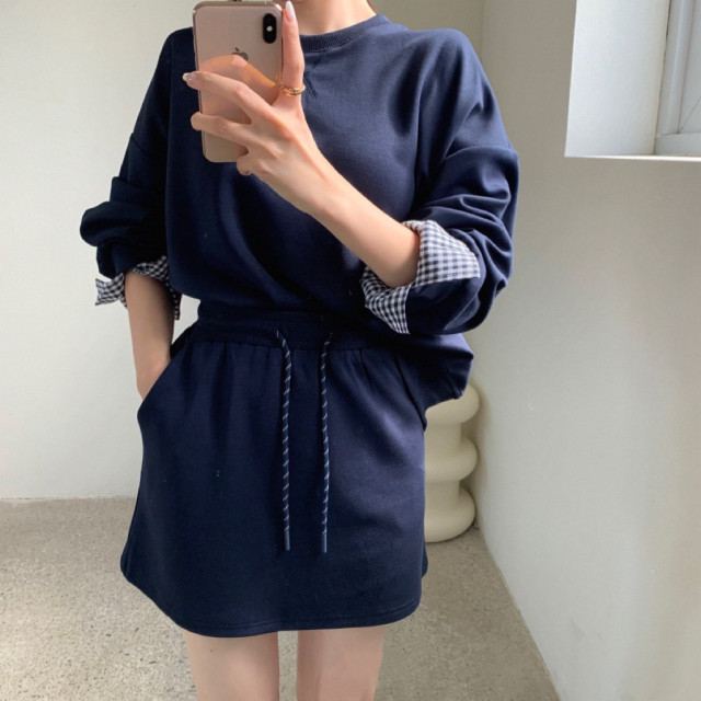 【預購】韓系慵懶圓領拼接袖子衛衣+A字半身裙