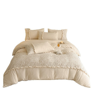 【預購】高級雕花牛奶絨四件組