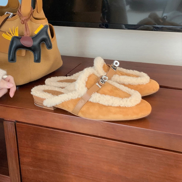 【預購】粗跟鎖扣毛毛穆勒半拖鞋