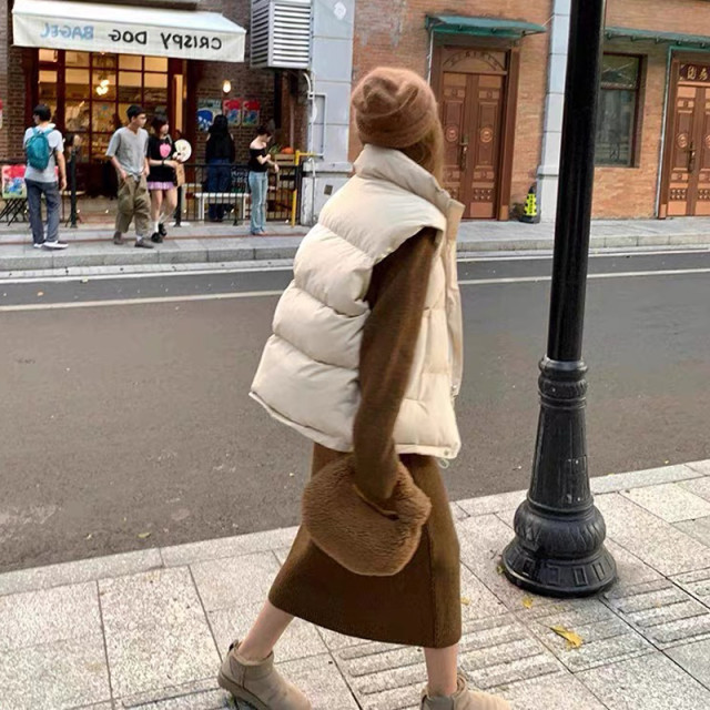 【預購】立領寬鬆羽絨棉背心(3色)