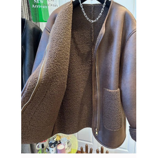 【預購】圓領拉鍊QQ毛拼接皮外套