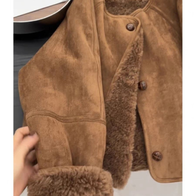 【預購】冷系高級感麂皮絨外套