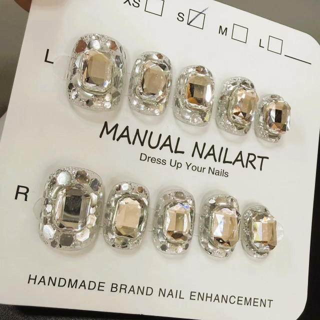 【預購】爆閃滿鑽艾莉絲-手工穿戴甲