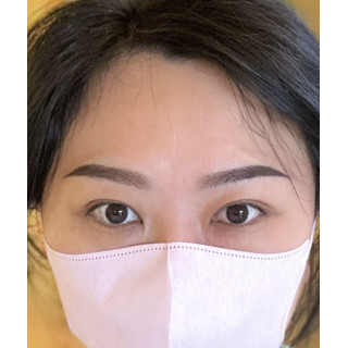 Mia紋綉：一年內補色免費+送蘆薈護唇膏