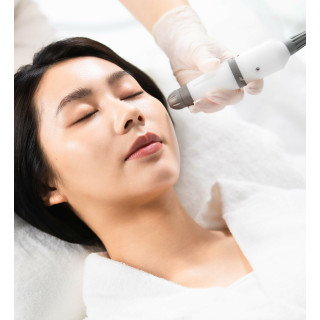 【薇美妍肌膚管理】水 漾 透 亮 精 萃